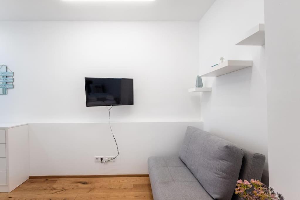 Cozy Studio 5Min To Center By Hm Wenen Buitenkant foto